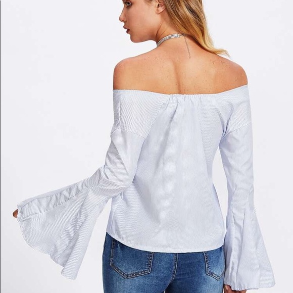 🎈OFFShoulder Fluted Sleeve Pinstriped Knot Front - Picture 5 of 7